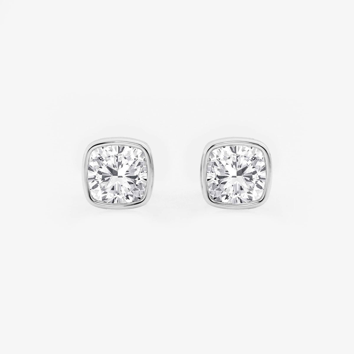 MET Bezel Set Solitaire Laboratuvar Pırlanta Küpe - image 85