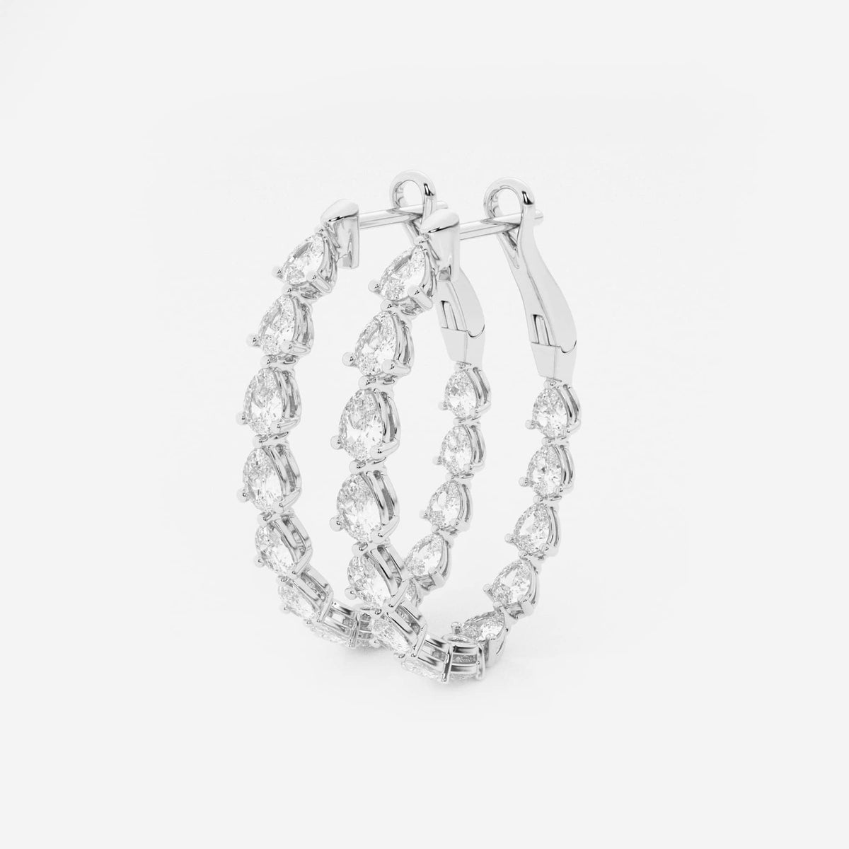 MET Pear ve Oval İç Dış Pırlanta Halka Küpe - image 4