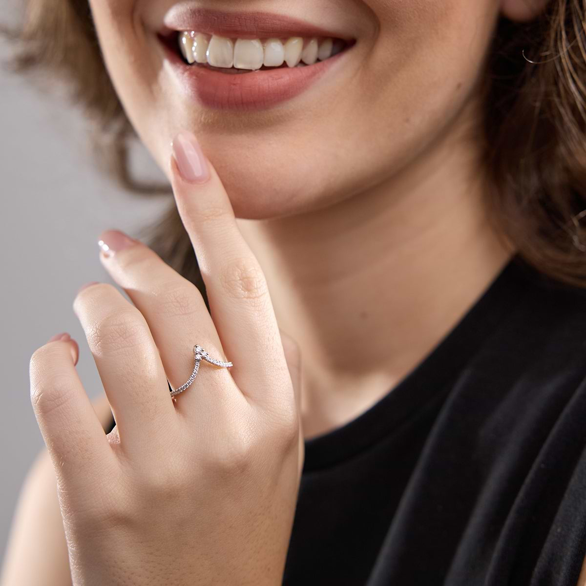 GWA095 - Additional Image 3 for  1/5 ctw Round Lab Grown Diamond Chevron Wedding Band