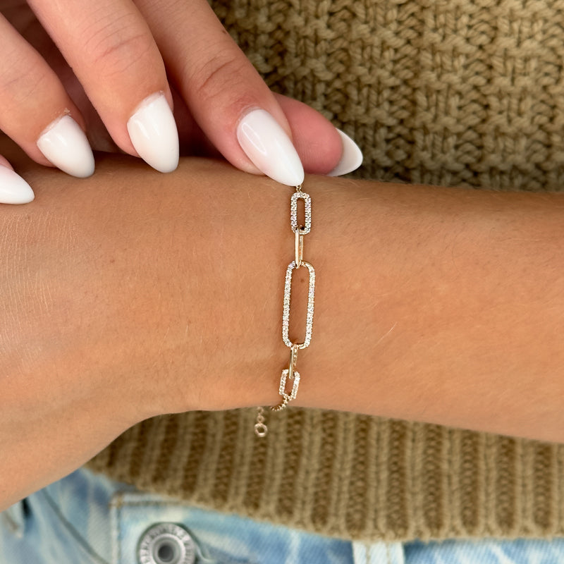 MET-WB-0017 Rose — LGBT0056-hand.jpg