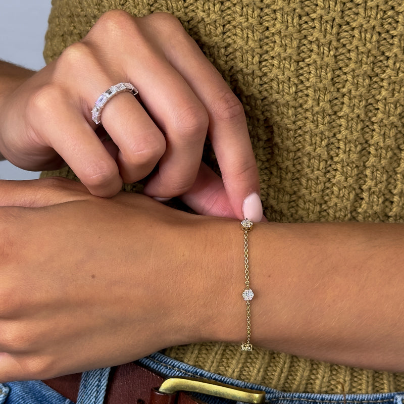 MET-WB-0006 Yellow Gold — LGBT0072-hand.jpg