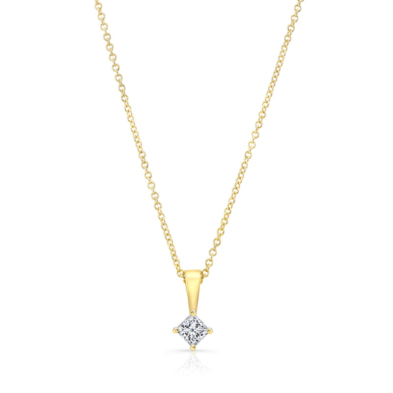 MET-WN-0016 kite-set princess pendant — front view (LGP250125-1; media 46369832566887)