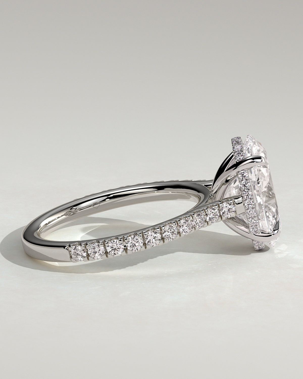 MET 0014 - 4 ct center stone - 18k White Gold source reference - source gallery view