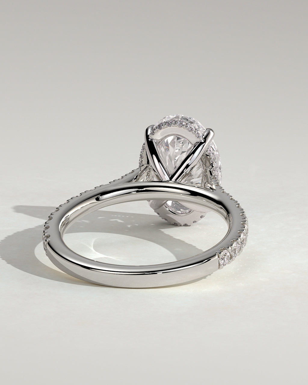 MET 0014 - 4 ct center stone - 18k White Gold source reference - source gallery view