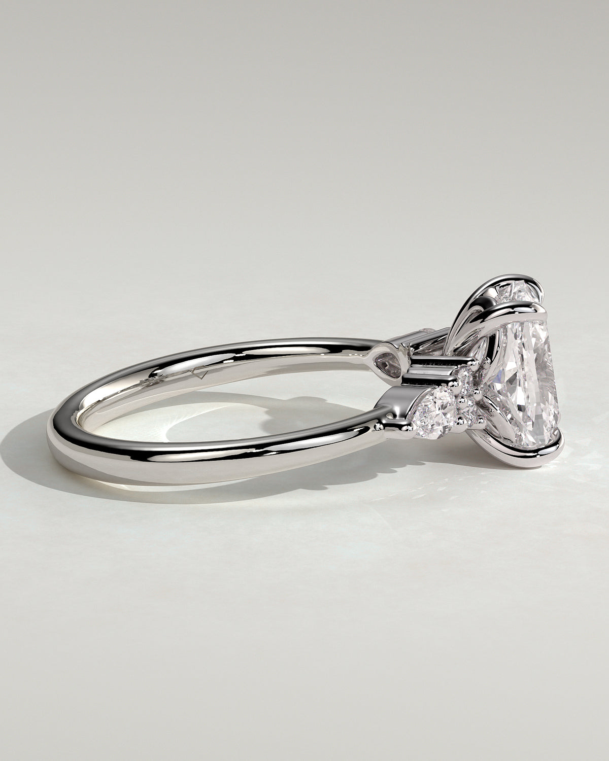 MET 0067 - 2 ct center stone - 18k White Gold source reference - setting detail view