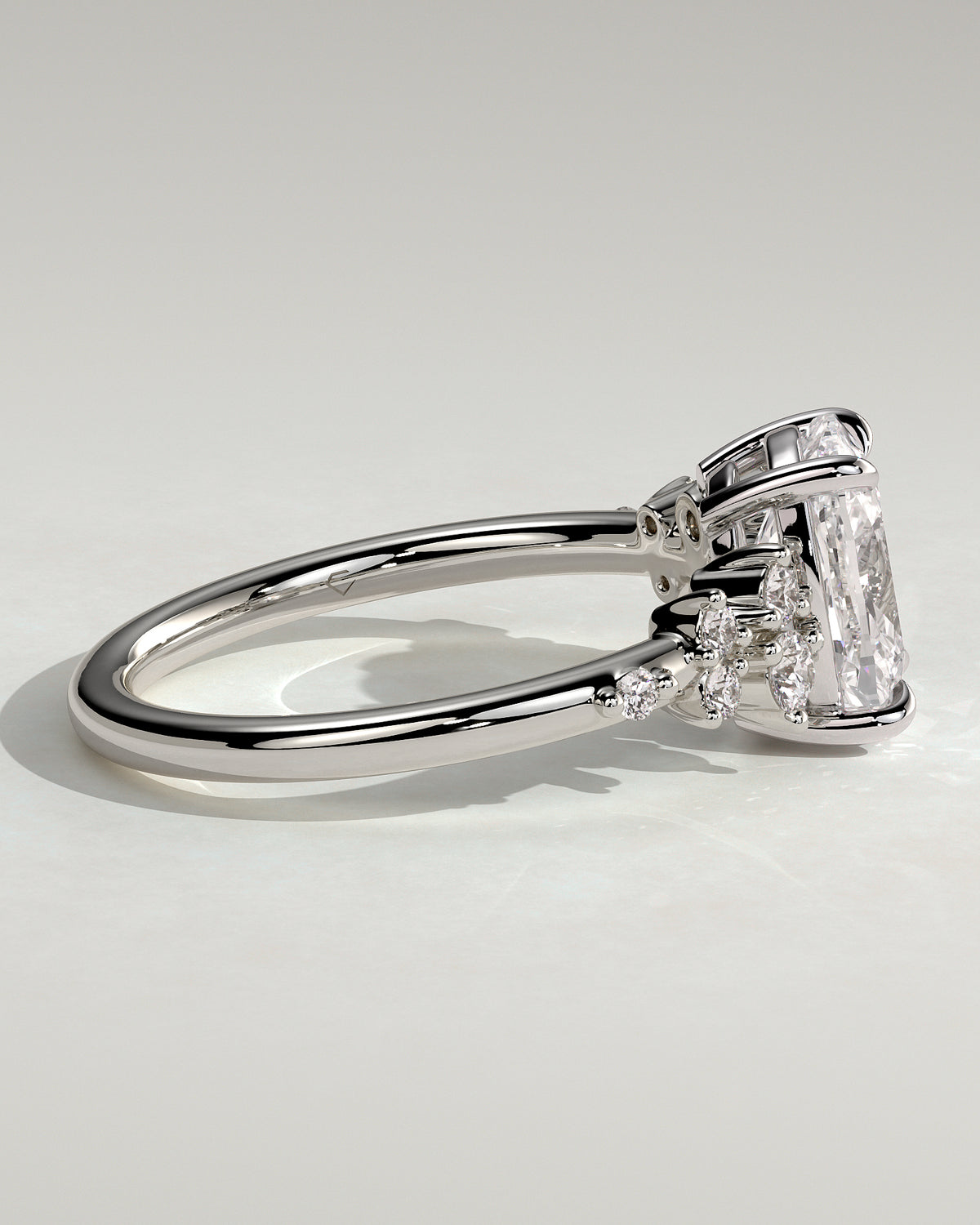 MET 0073 - 2 ct center stone - 18k White Gold source reference - setting detail view
