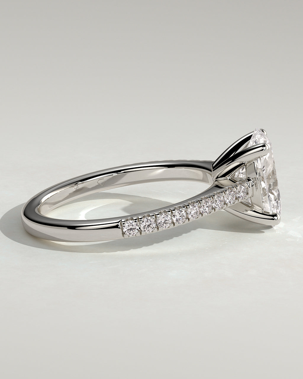 MET 0077 - 2 ct center stone - 18k White Gold source reference - setting detail view