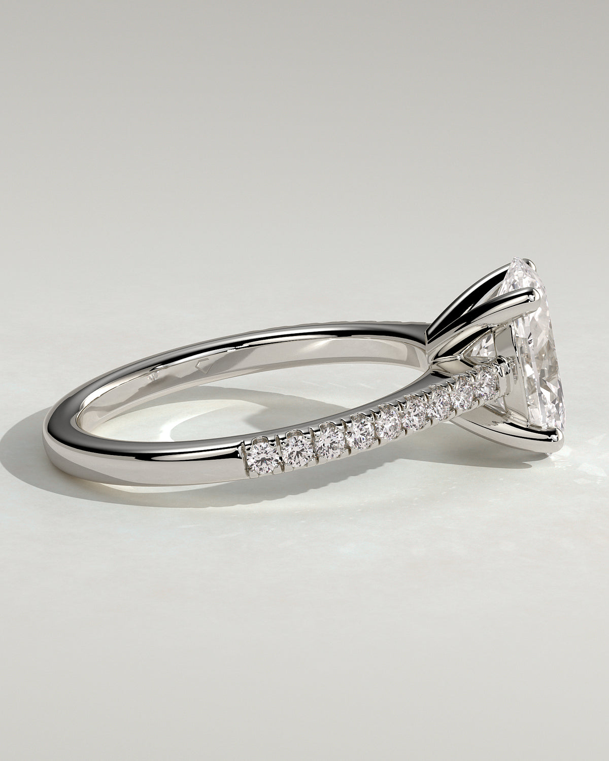 MET 0077 - 2 ct center stone - 18k White Gold source reference - setting detail view