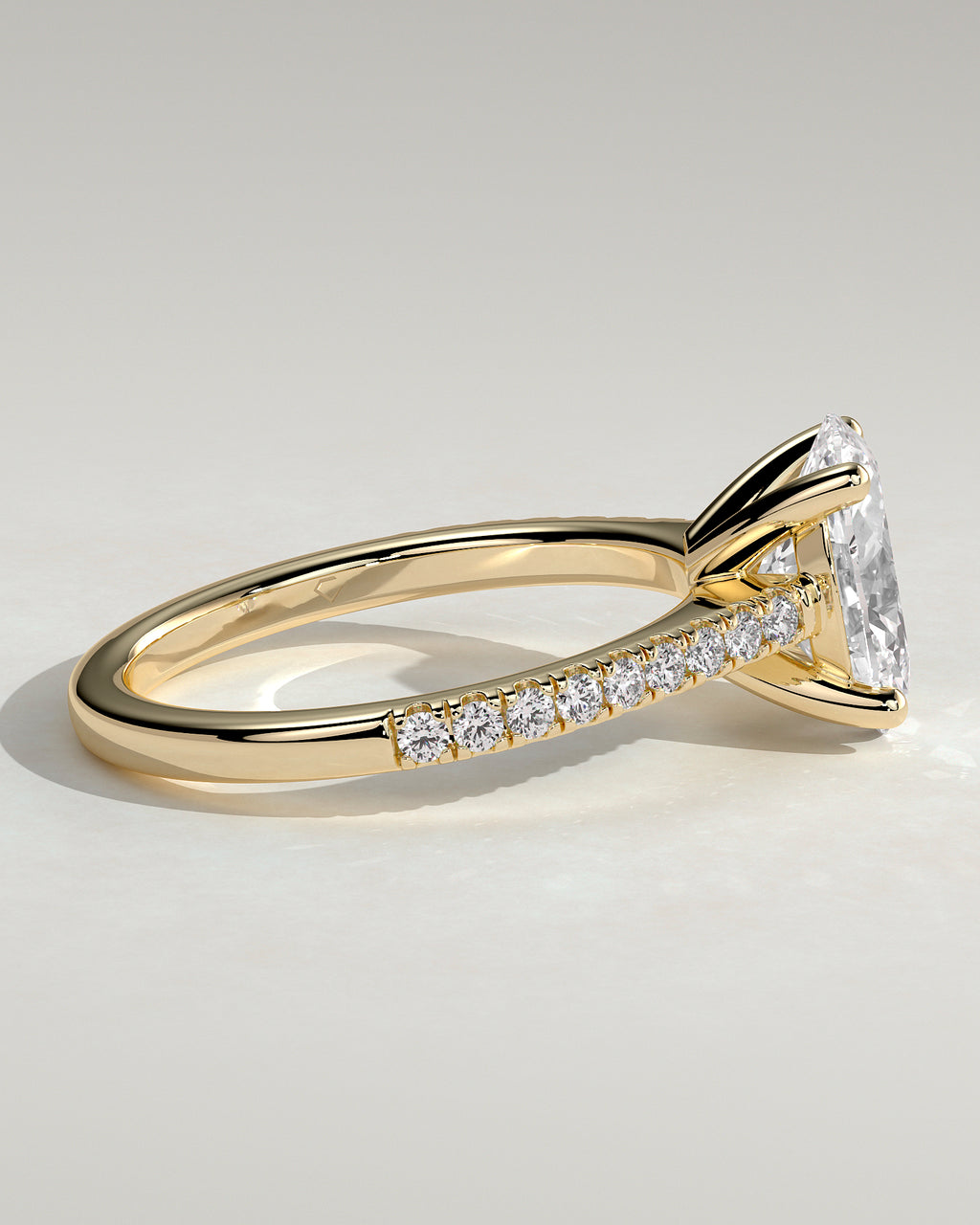 MET 0077 - 2 ct center stone - 18k Yellow Gold source reference - setting detail view