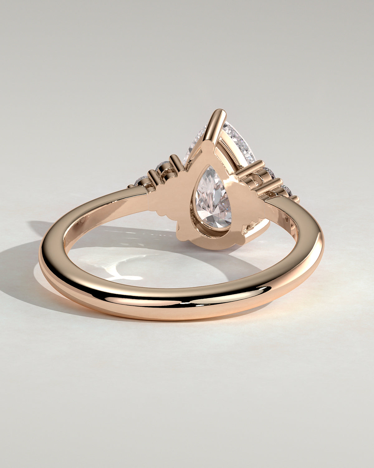 MET 0081 - 2 ct center stone - 18k Rose Gold source reference - setting detail view