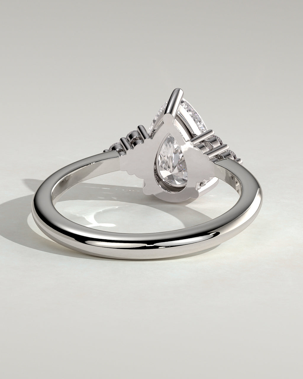 MET 0081 - 2 ct center stone - 18k White Gold source reference - setting detail view