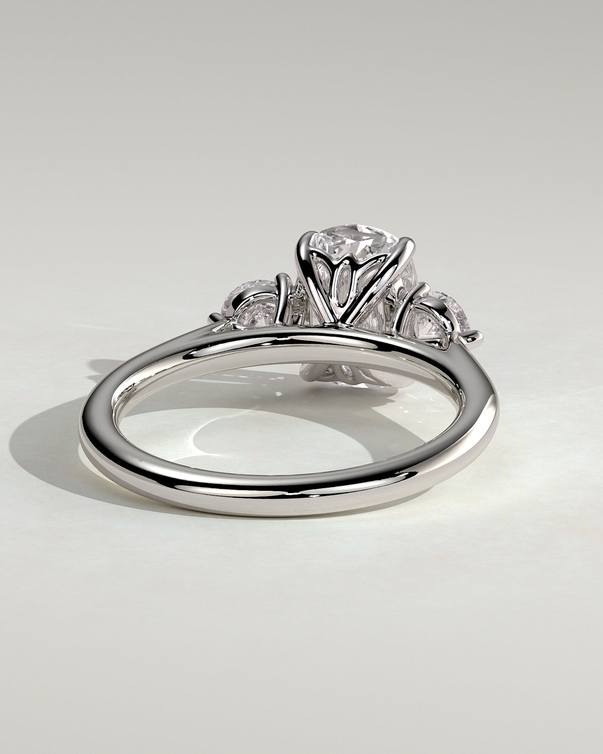 MET 0083 - 2 ct center stone - 18k White Gold source reference - setting detail view