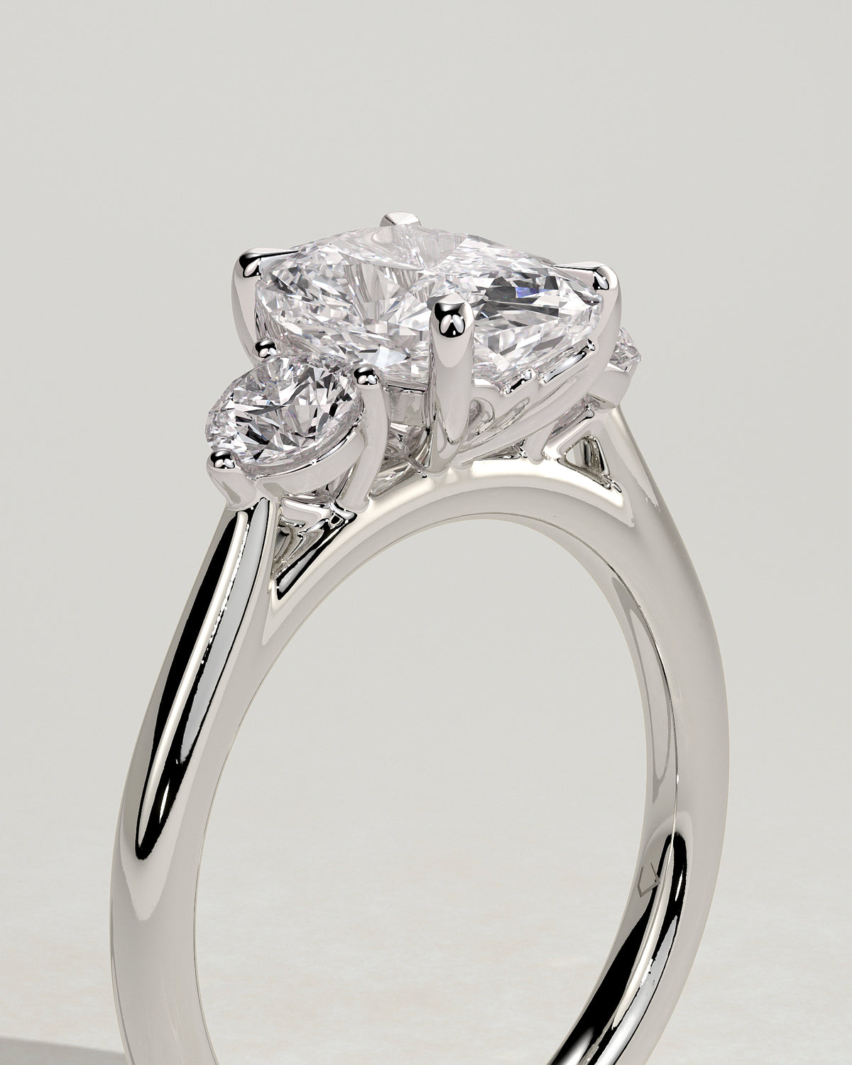 MET 0083 - 2 ct center stone - 18k White Gold source reference - setting detail view