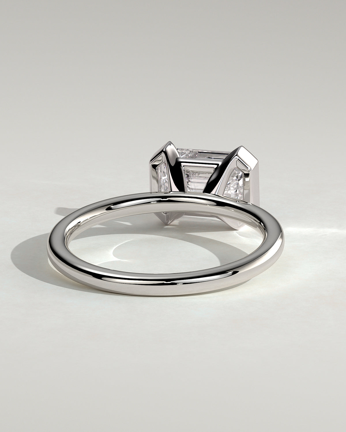 MET 0092 - 2 ct center stone - 18k White Gold source reference - setting detail view