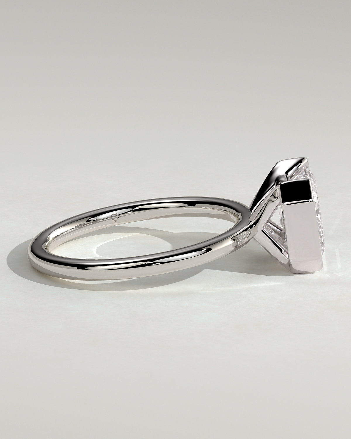 MET 0092 - 3 ct center stone - 18k White Gold source reference - setting detail view
