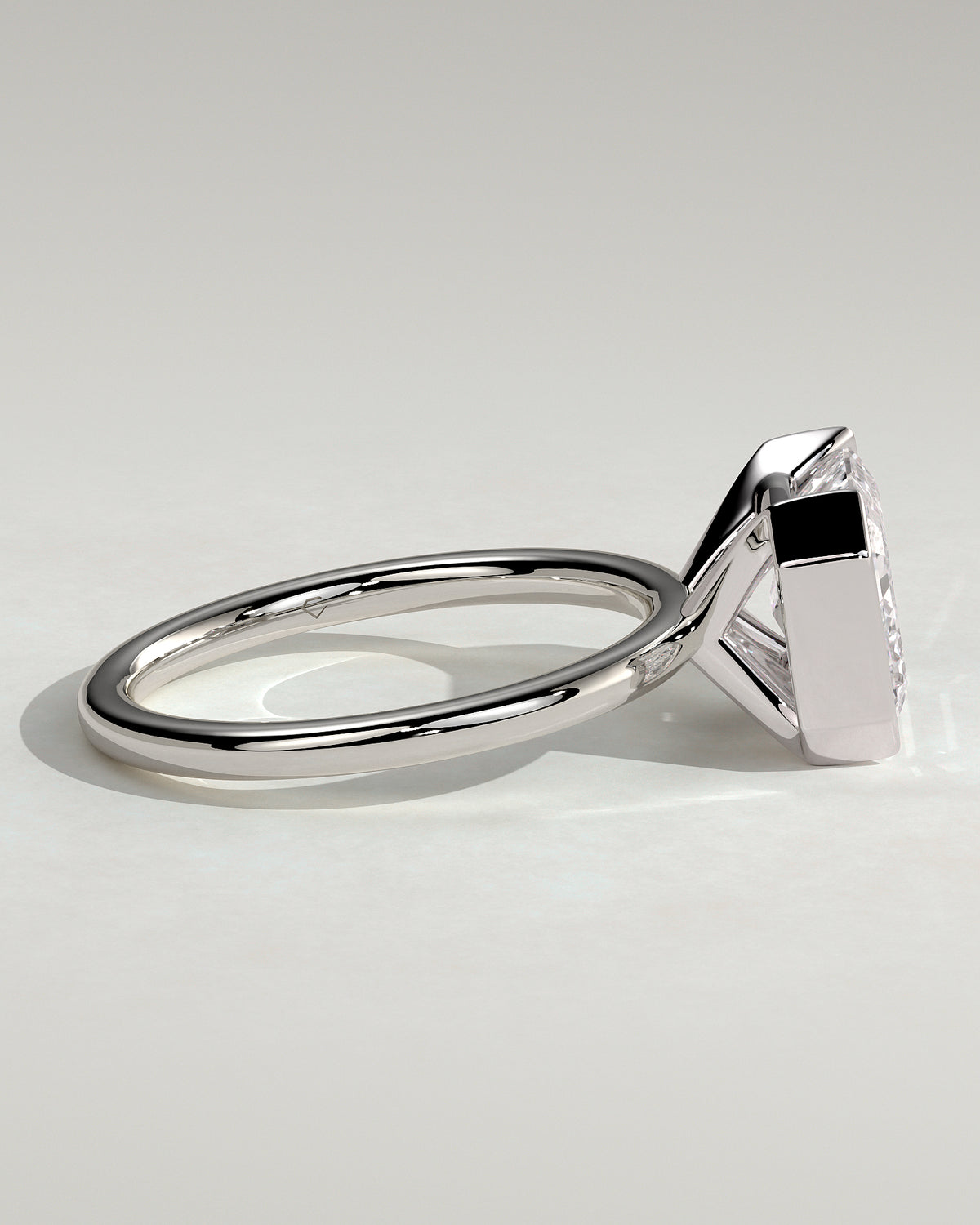 MET 0092 - 4 ct center stone - 18k White Gold source reference - setting detail view