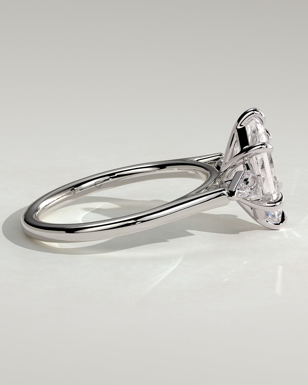 MET 0095 - 2 ct center stone - 18k White Gold source reference - setting detail view