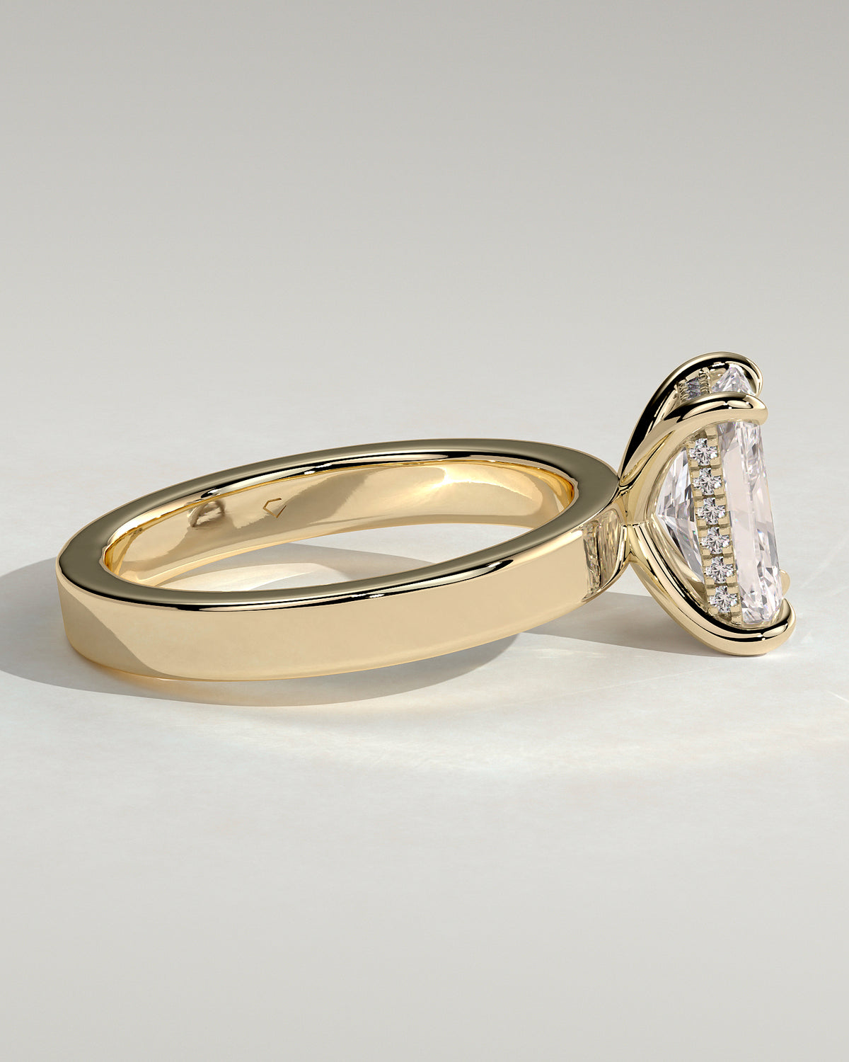 MET 0099 - 2 ct center stone - 18k Yellow Gold source reference - setting detail view