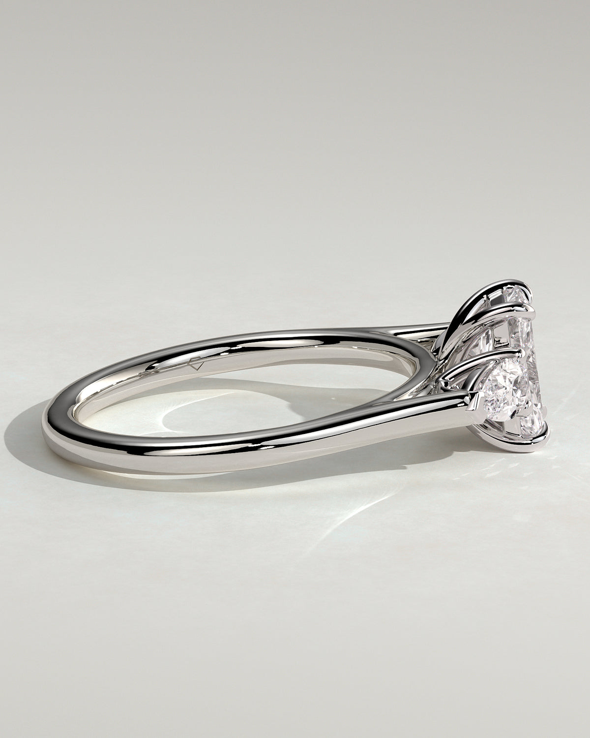 MET 0102 - 1 ct center stone - 18k White Gold source reference - setting detail view