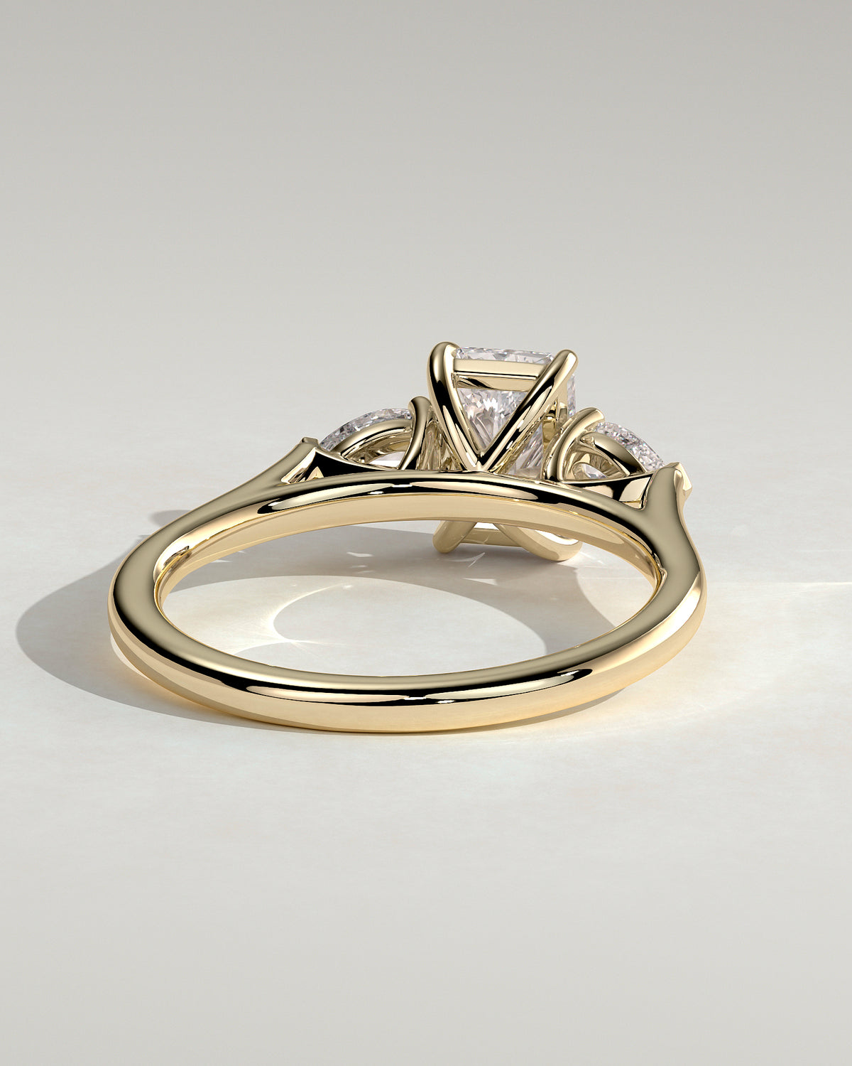 MET 0102 - 1 ct center stone - 18k Yellow Gold source reference - setting detail view