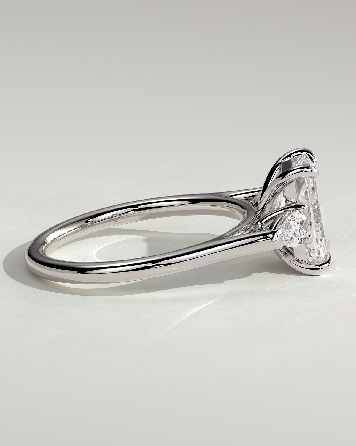 MET 0102 - 2 ct center stone - 18k White Gold source reference - setting detail view