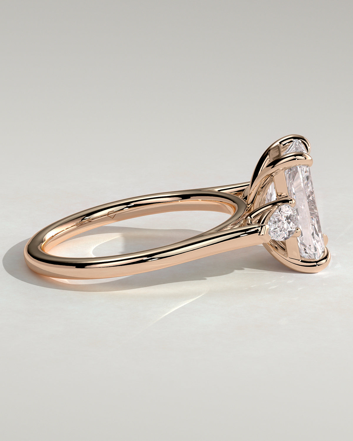 MET 0102 - 3 ct center stone - 18k Rose Gold source reference - setting detail view