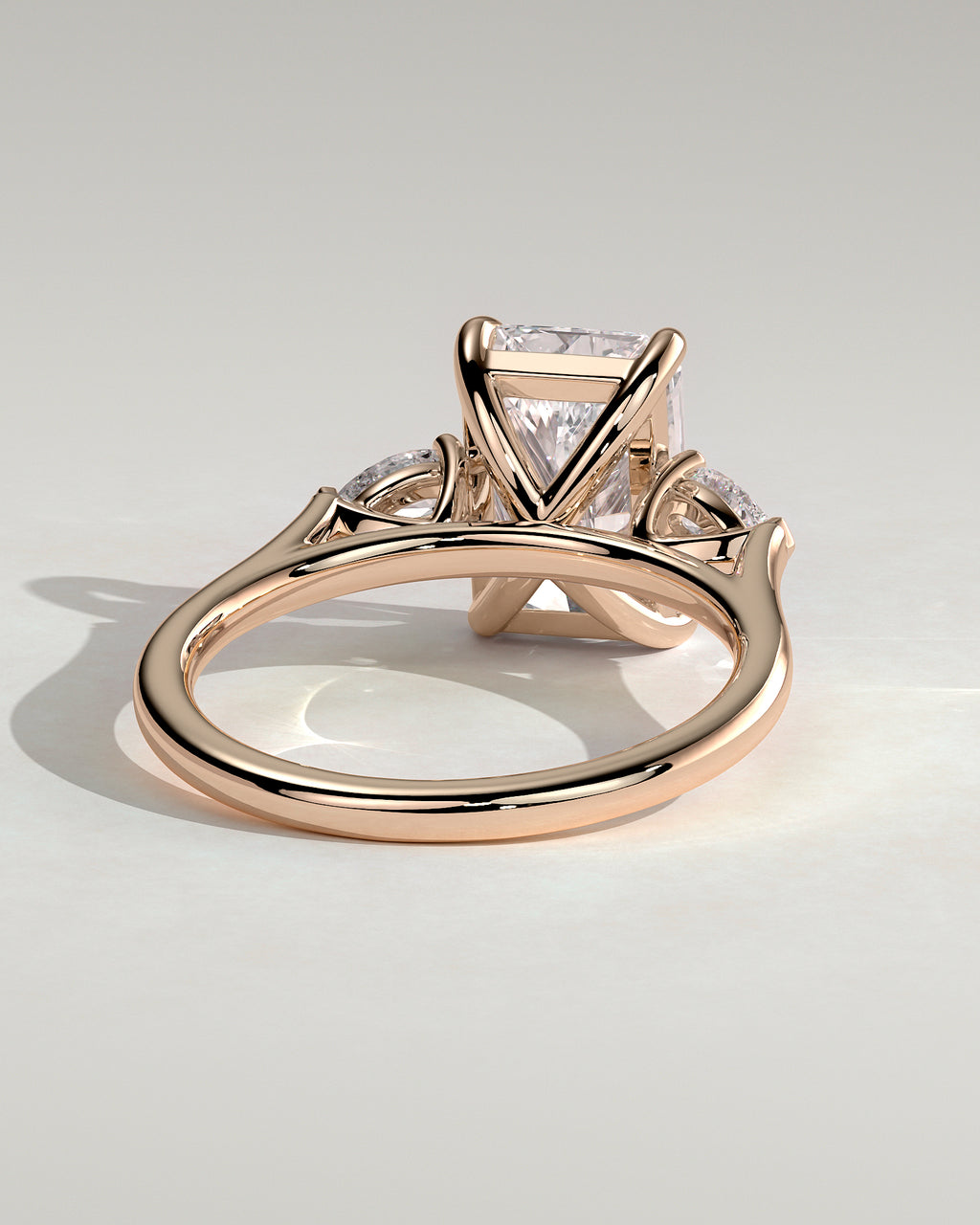 MET 0102 - 3 ct center stone - 18k Rose Gold source reference - setting detail view