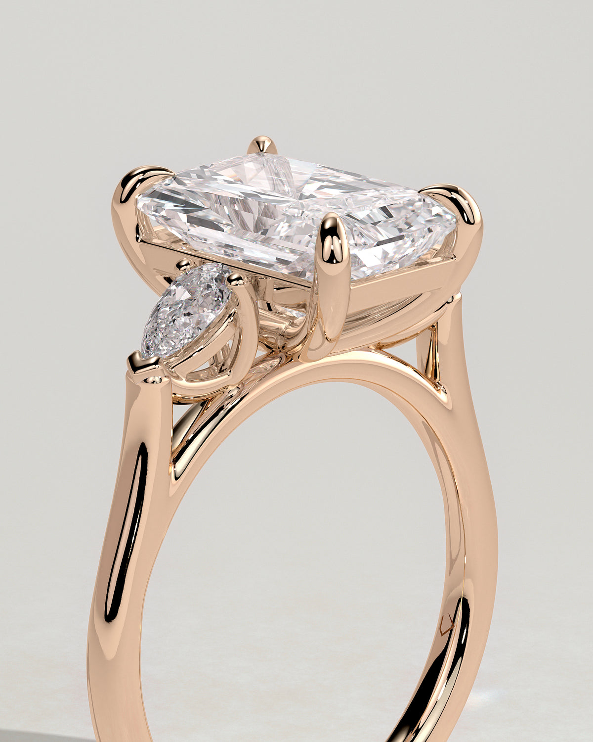 MET 0102 - 4 ct center stone - 18k Rose Gold source reference - setting detail view