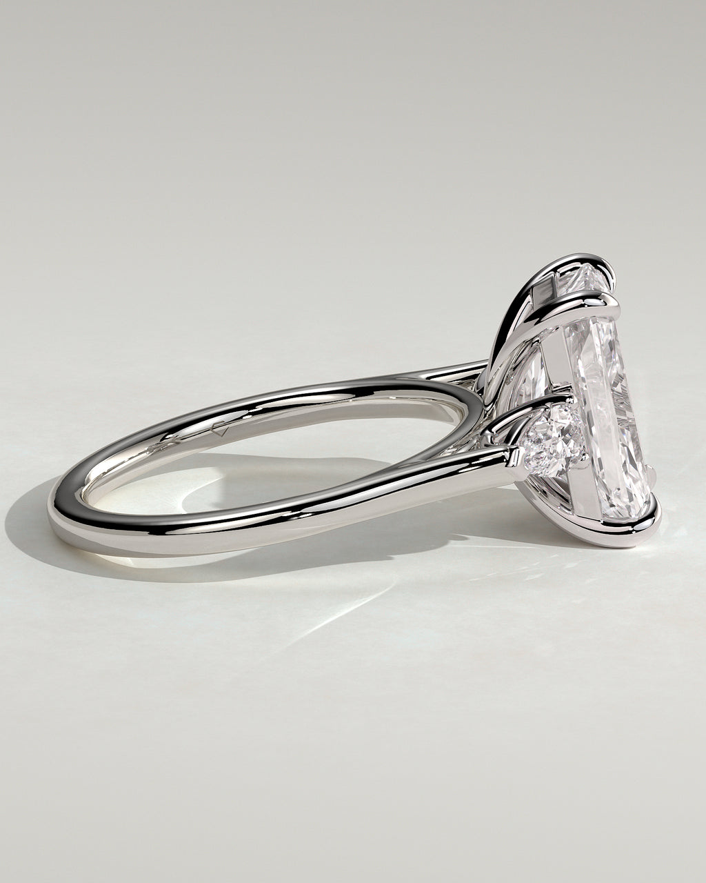 MET 0102 - 4 ct center stone - 18k White Gold source reference - setting detail view
