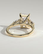 MET 0102 - 4 ct center stone - 18k Yellow Gold source reference - setting detail view