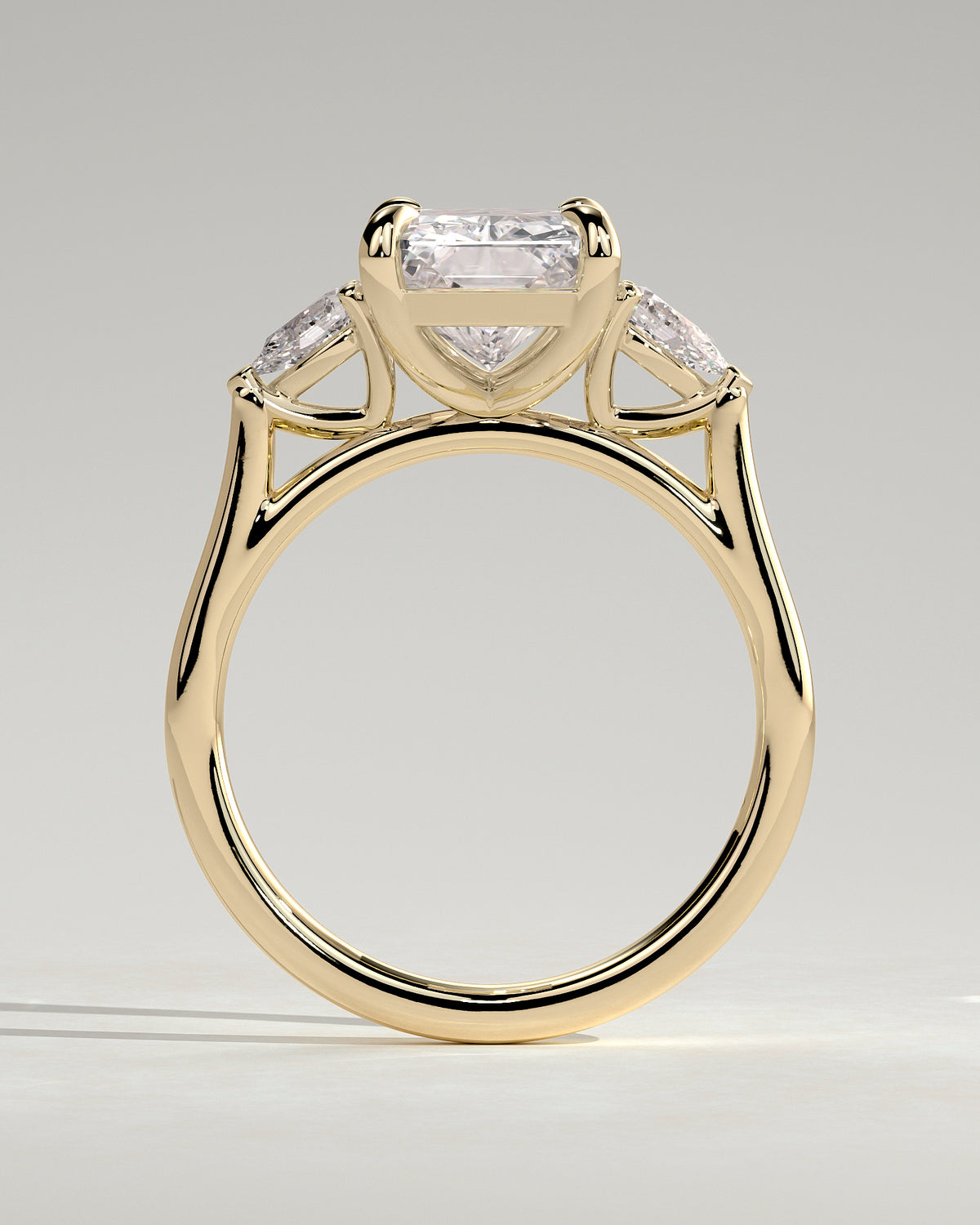 MET 0102 - 4 ct center stone - 18k Yellow Gold source reference - setting detail view