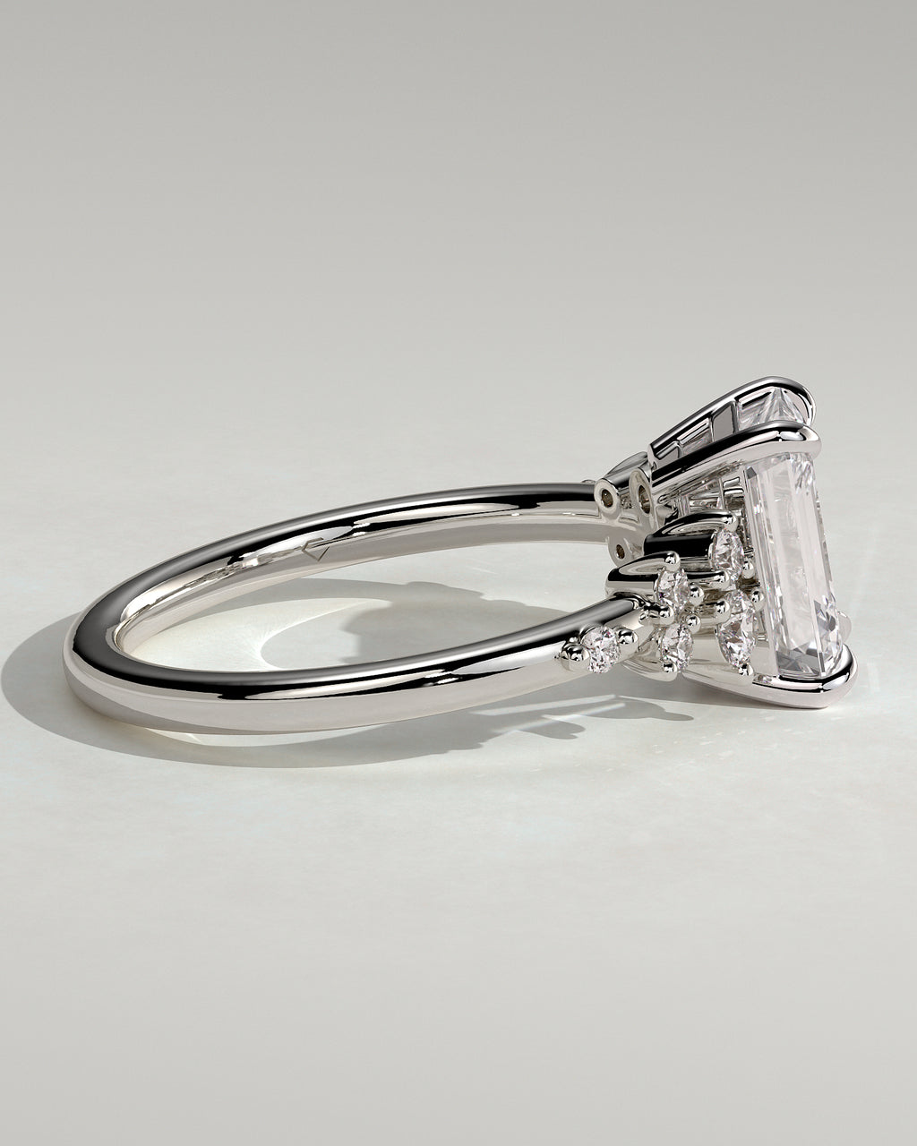 MET 0104 - 2 ct center stone - 18k White Gold source reference - setting detail view