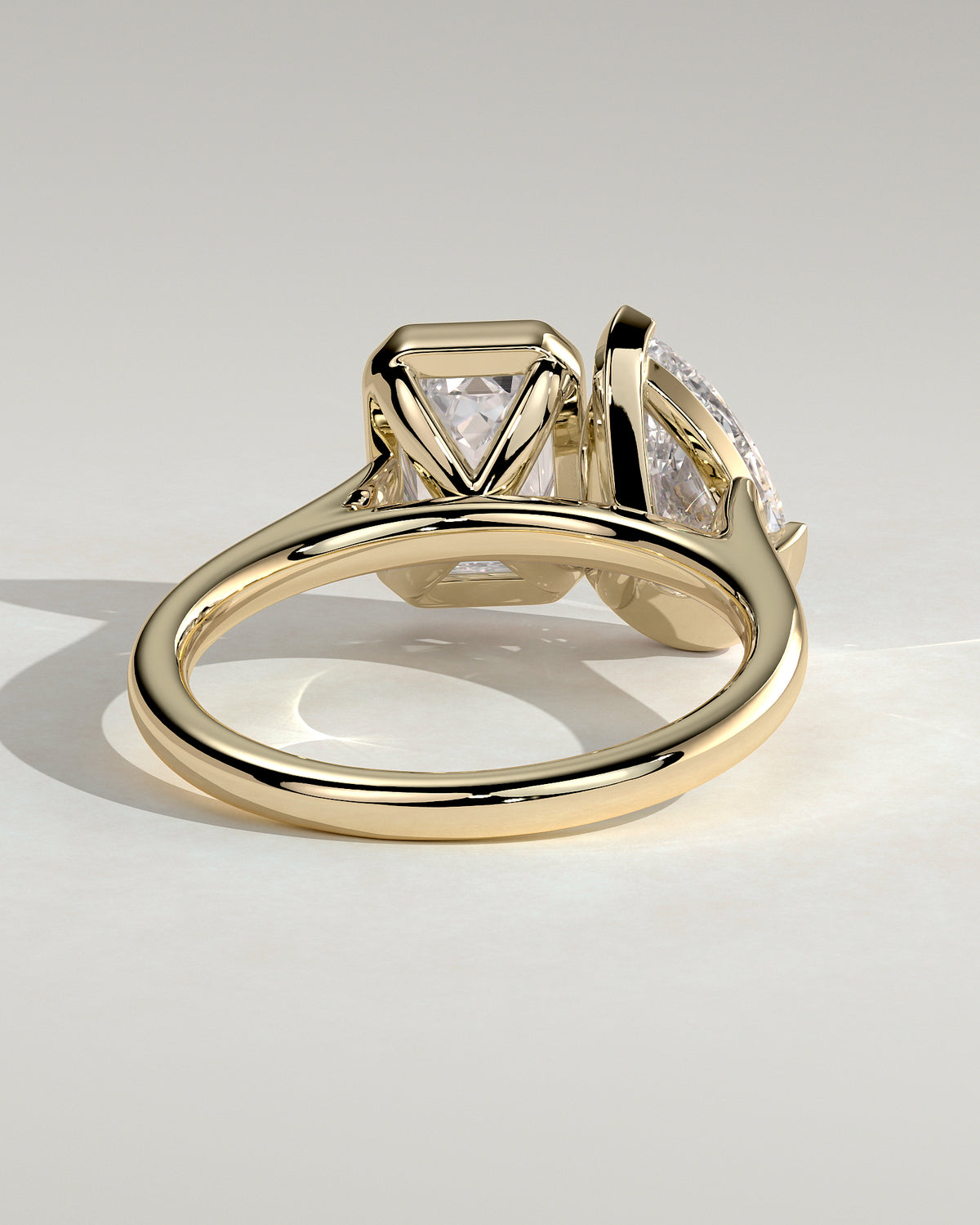 MET 0106 - 2 ct center stone - 18k Yellow Gold source reference - setting detail view
