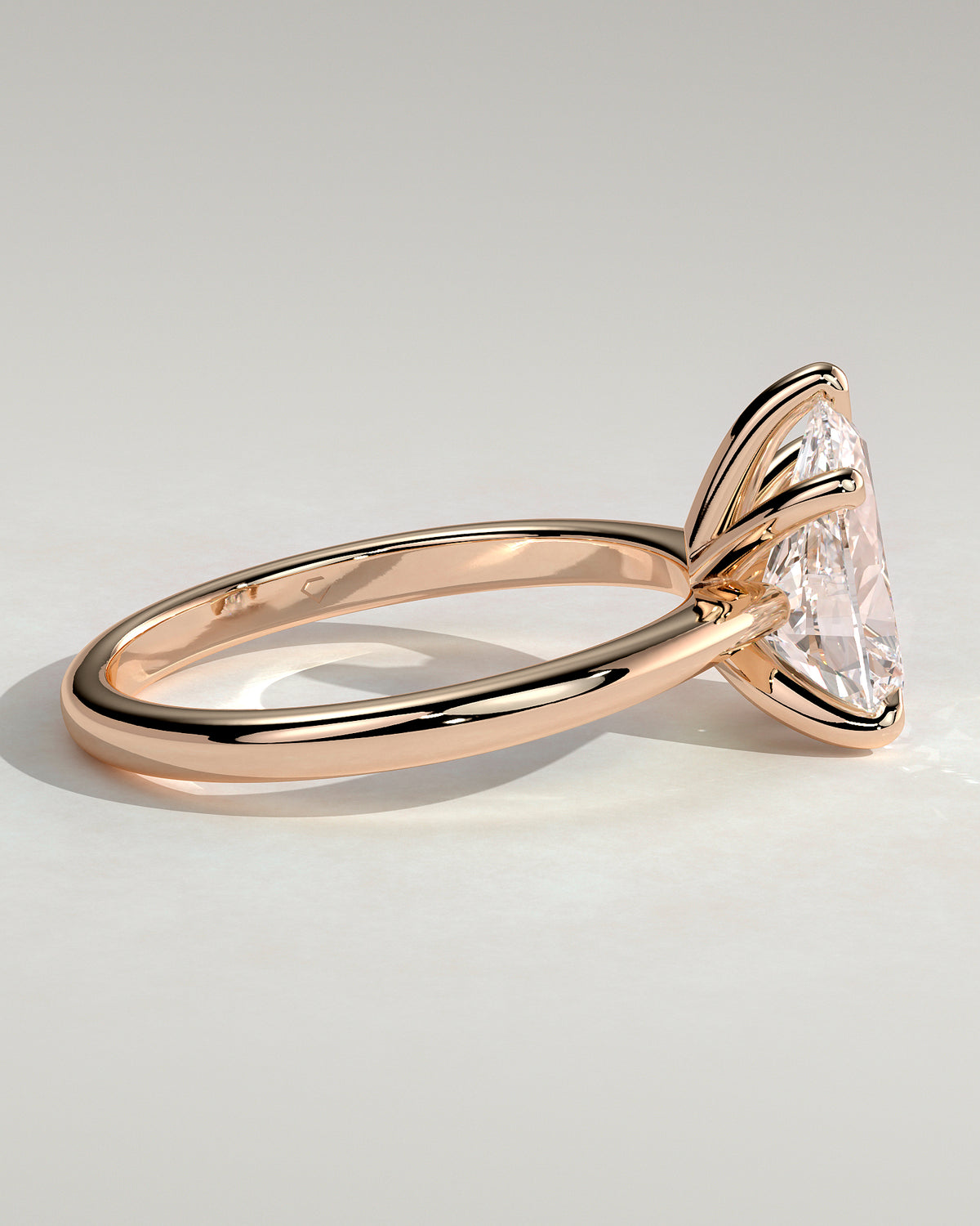 MET 0108 - 2 ct center stone - 18k Rose Gold source reference - setting detail view