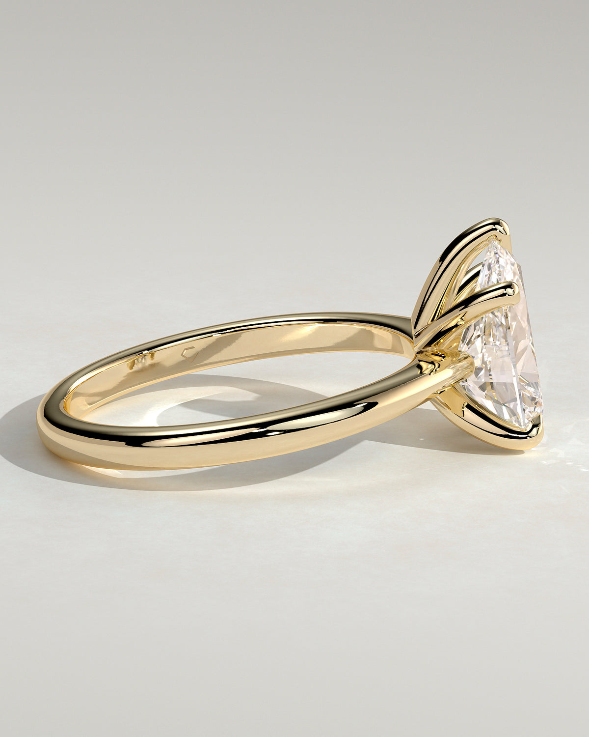 MET 0108 - 2 ct center stone - 18k Yellow Gold source reference - setting detail view
