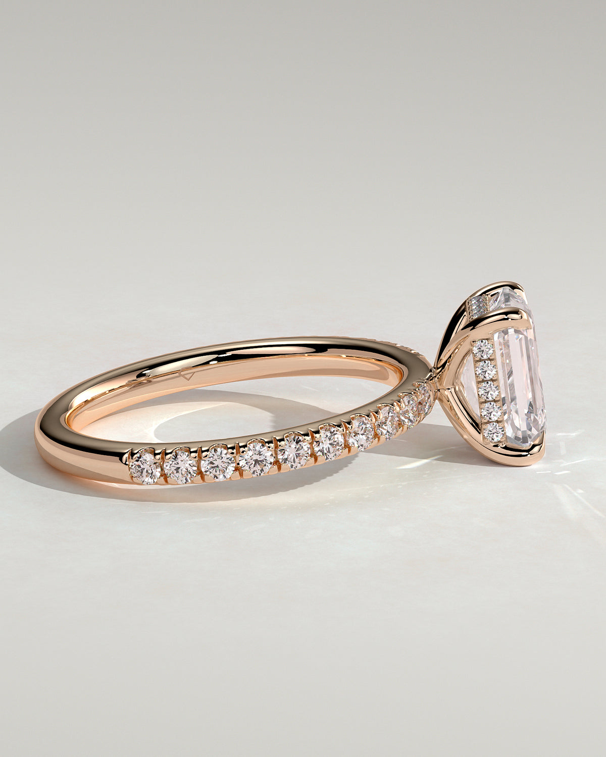 MET 0113 - 2 ct center stone - 18k Rose Gold source reference - setting detail view