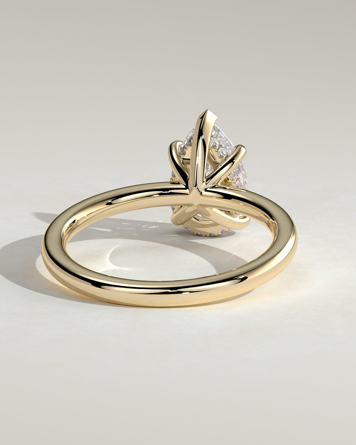 MET 0117 - 2 ct center stone - 18k Yellow Gold source reference - setting detail view
