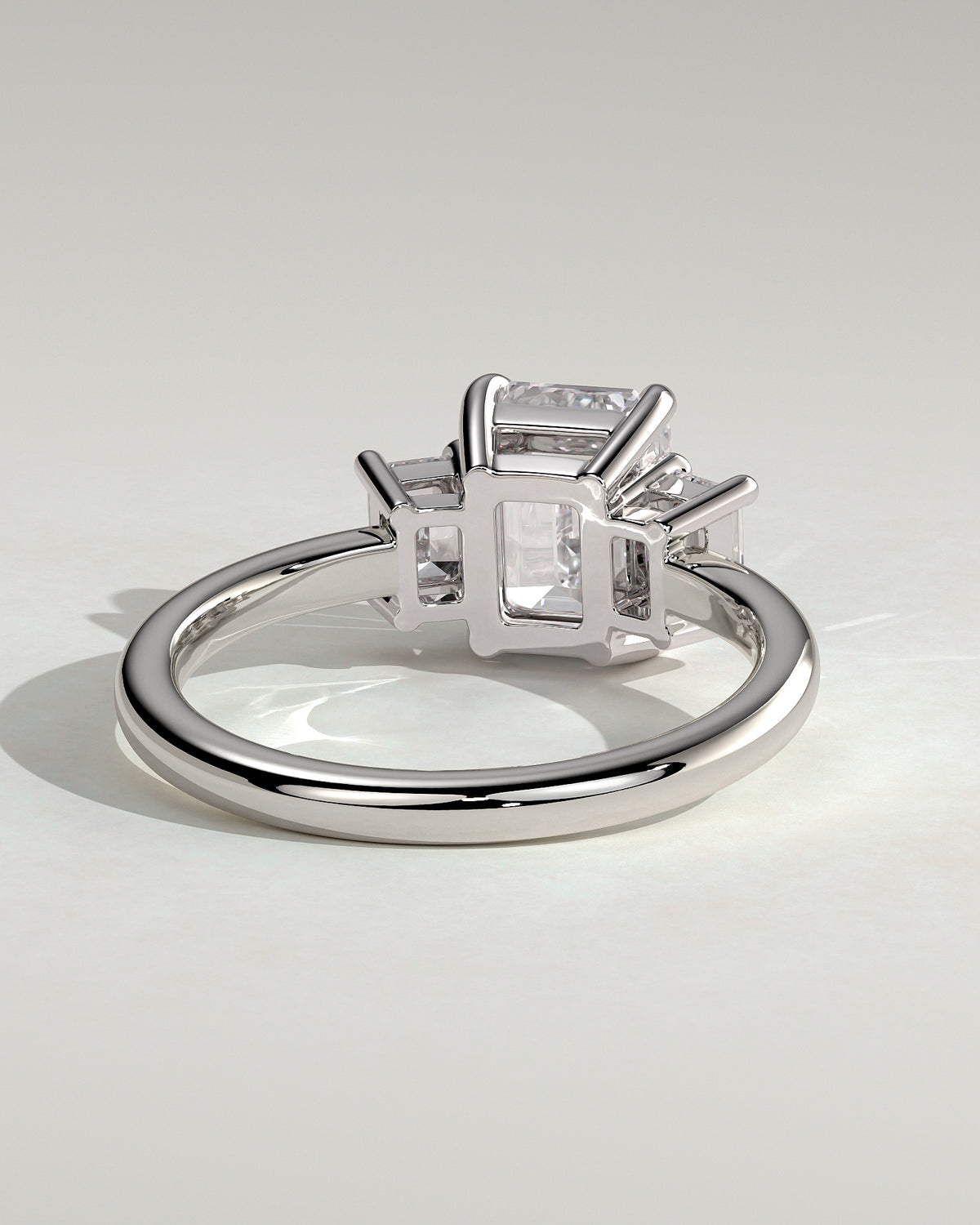 MET 0120 - 2 ct center stone - 18k White Gold source reference - setting detail view
