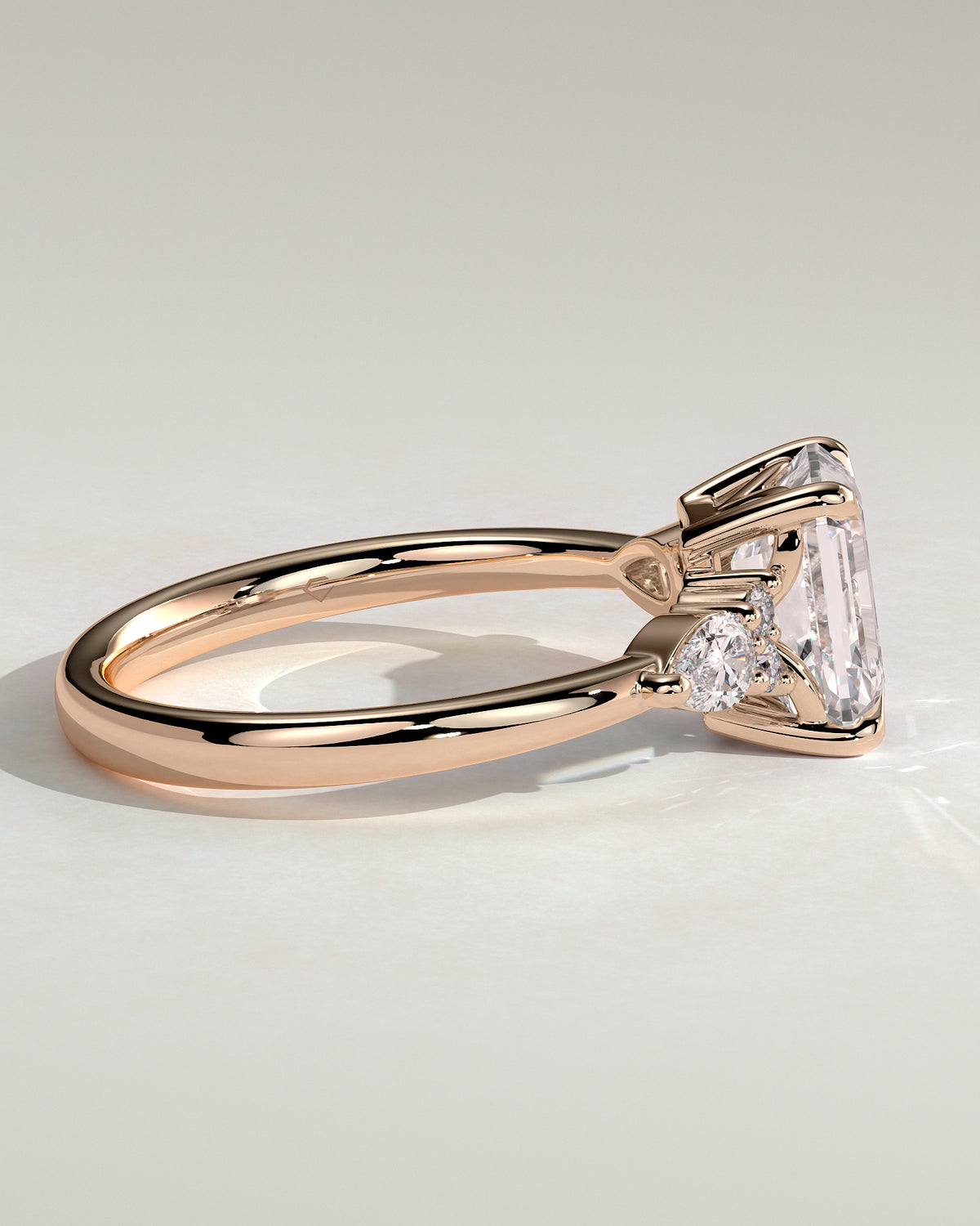 MET 0121 - 2 ct center stone - 18k Rose Gold source reference - setting detail view