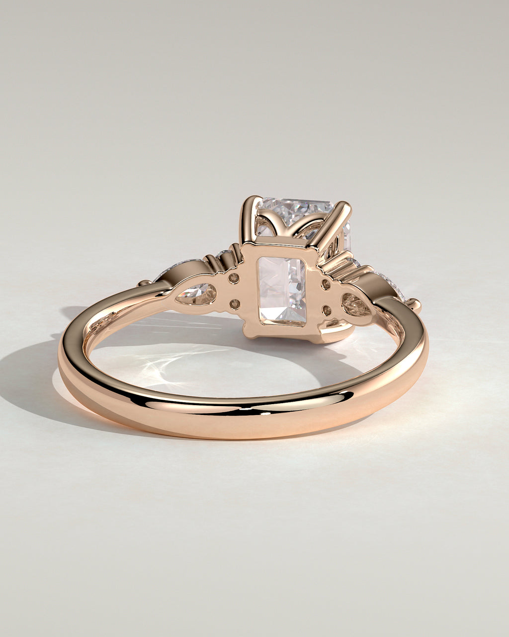 MET 0121 - 2 ct center stone - 18k Rose Gold source reference - setting detail view