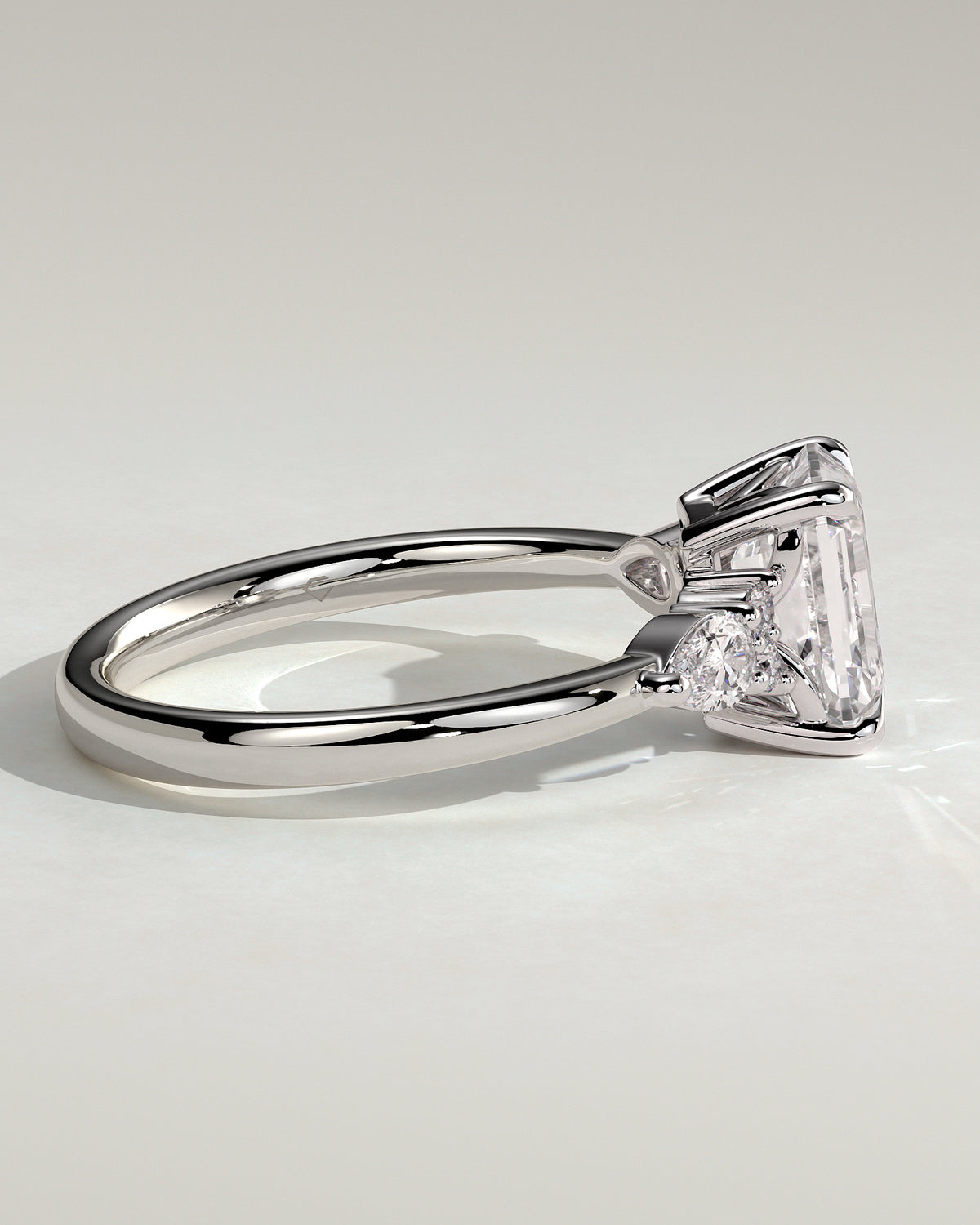 MET 0121 - 2 ct center stone - 18k White Gold source reference - setting detail view
