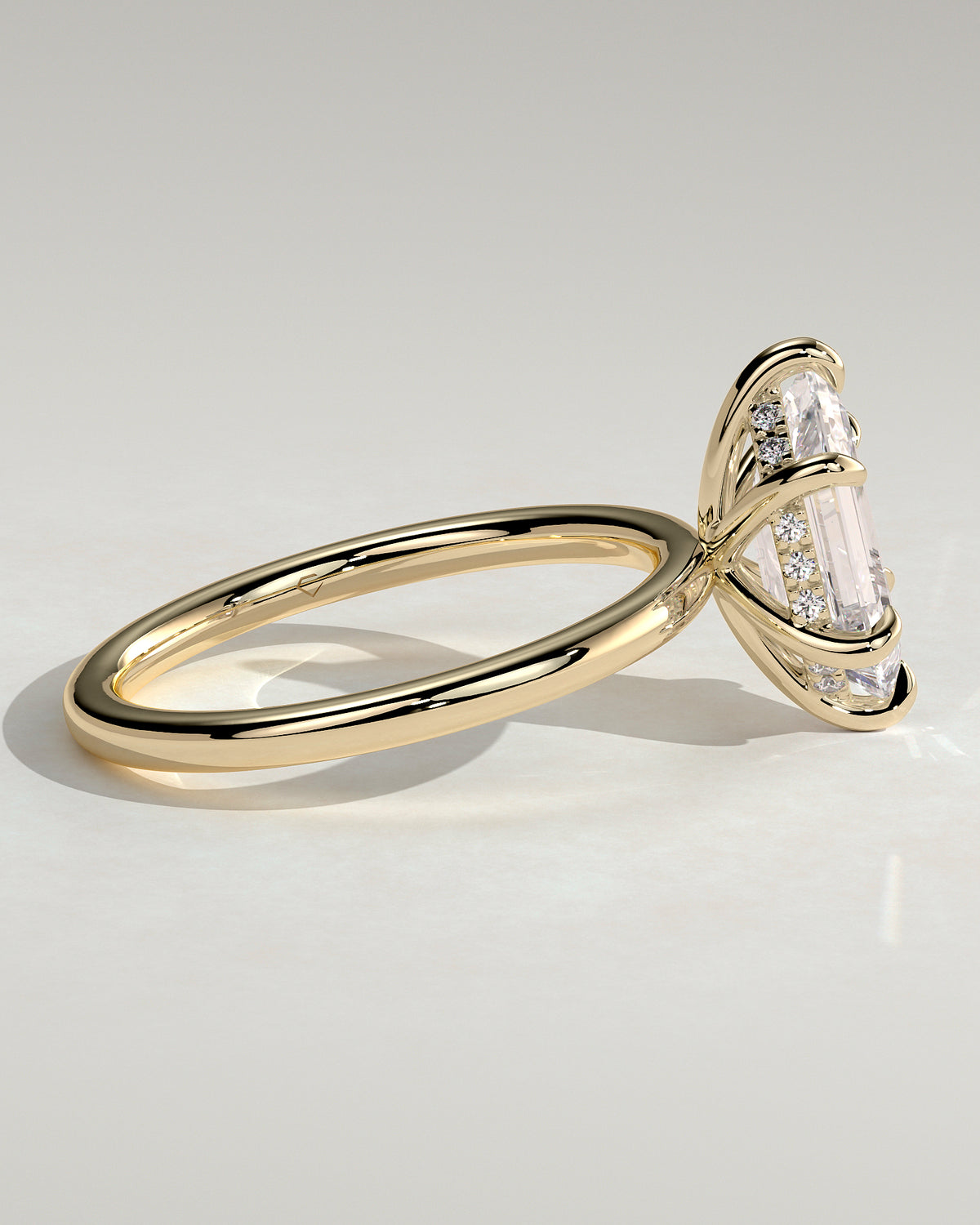 MET 0122 - 2 ct center stone - 18k Yellow Gold source reference - setting detail view