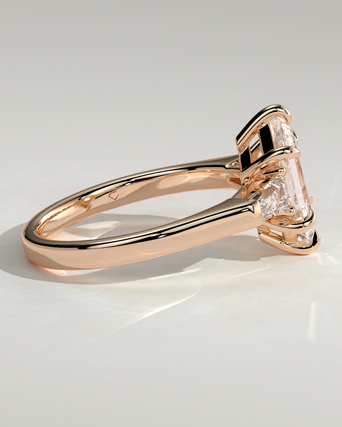 MET 0125 - 2 ct center stone - 18k Rose Gold source reference - setting detail view