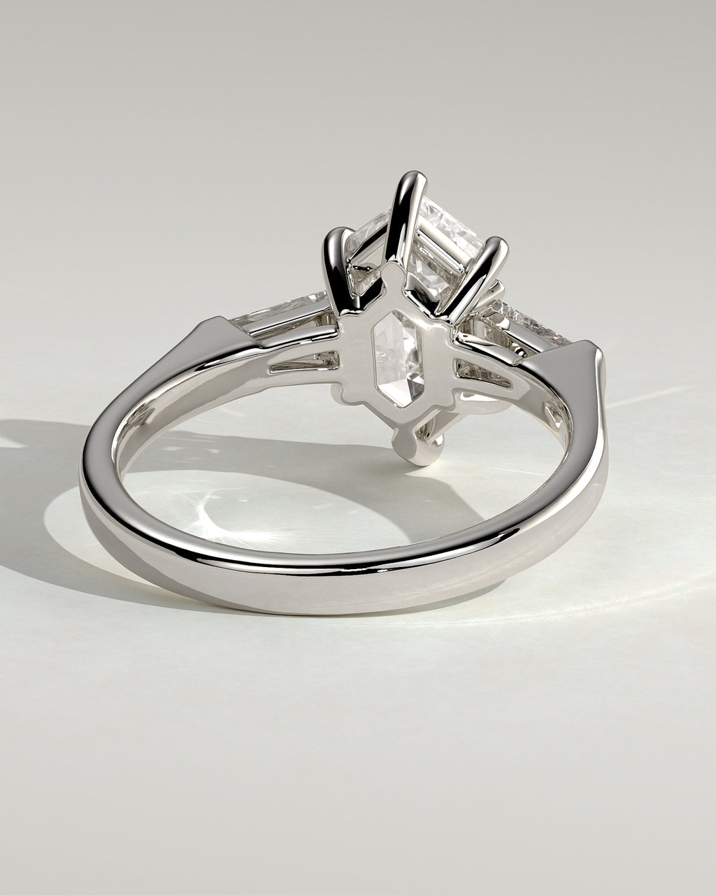 MET 0125 - 2 ct center stone - 18k White Gold source reference - setting detail view