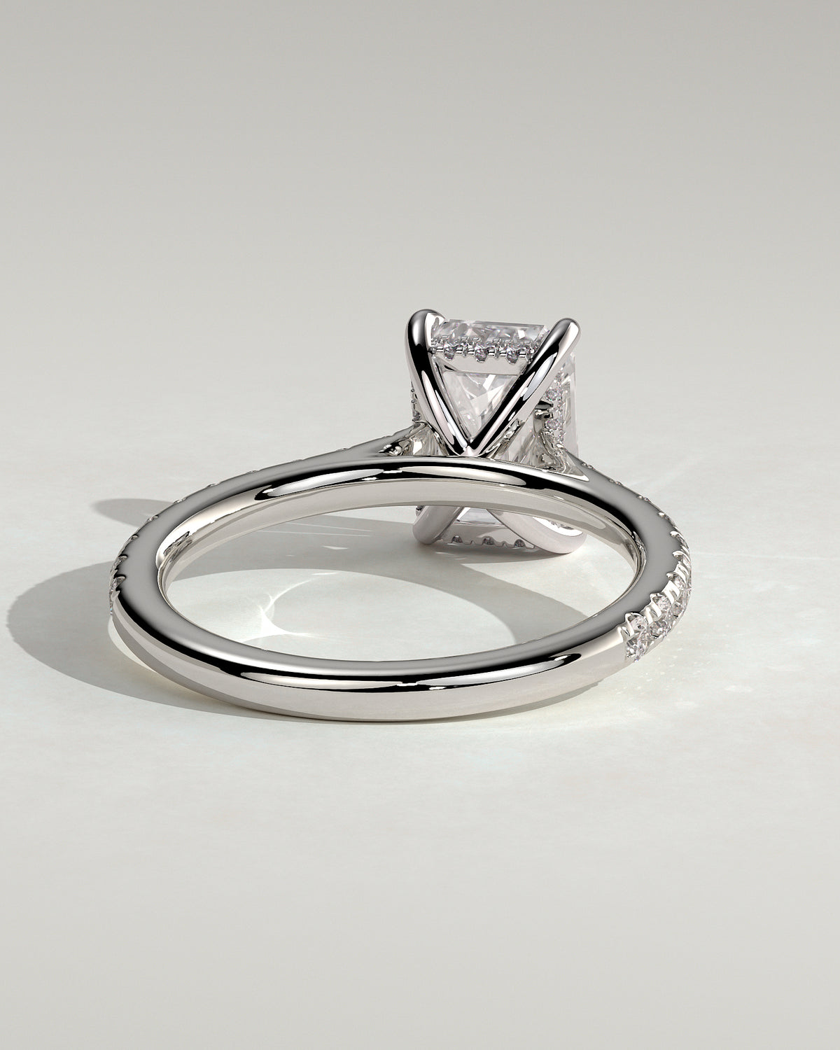MET 0126 - 2 ct center stone - 18k White Gold source reference - setting detail view