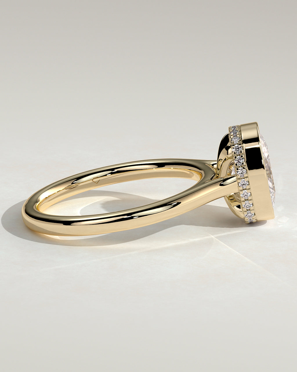 MET 0128 - 2 ct center stone - 18k Yellow Gold source reference - setting detail view