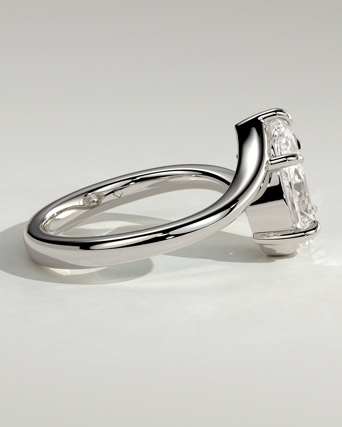 MET 0130 - 2 ct center stone - 18k White Gold source reference - setting detail view