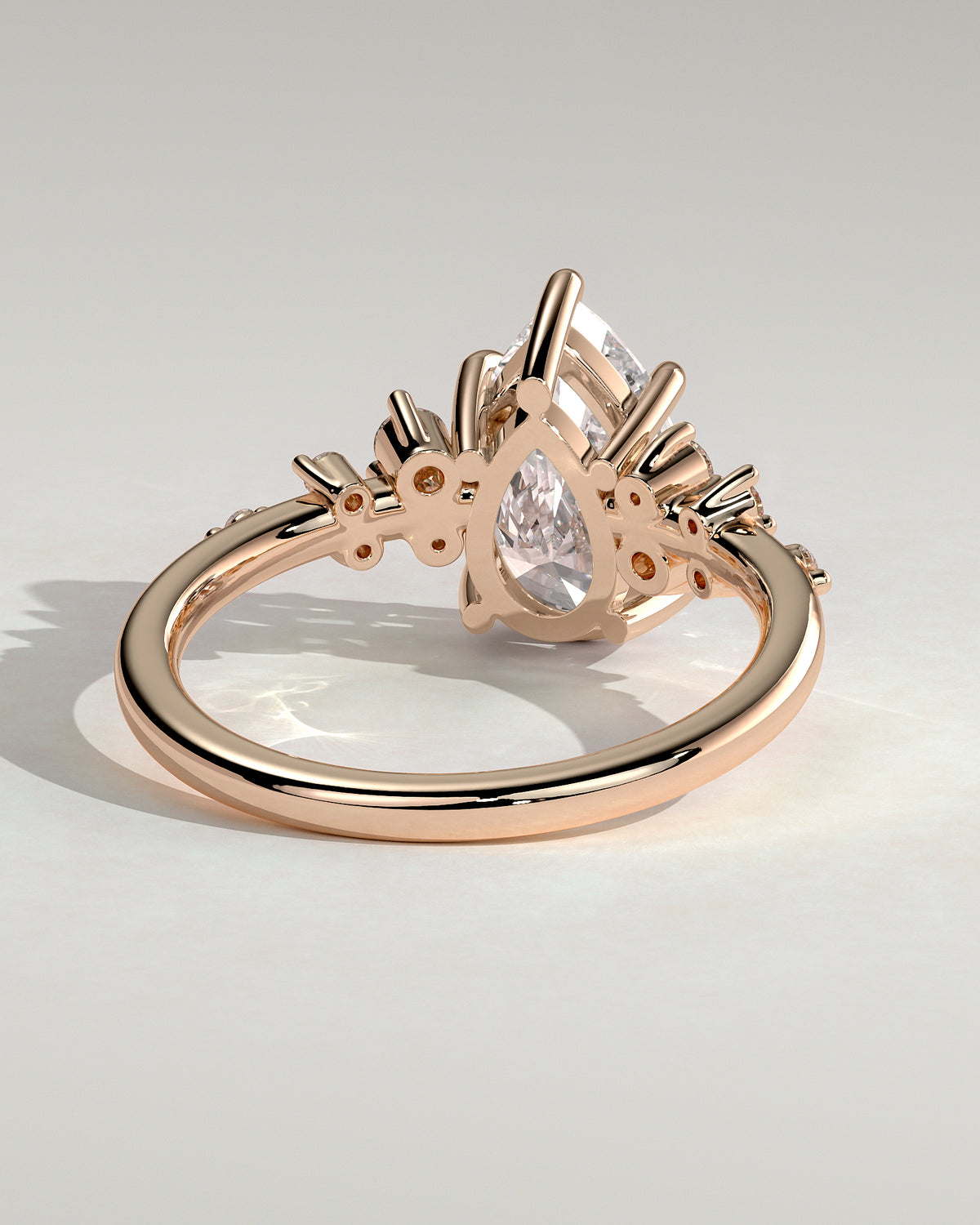MET 0131 - 2 ct center stone - 18k Rose Gold source reference - setting detail view