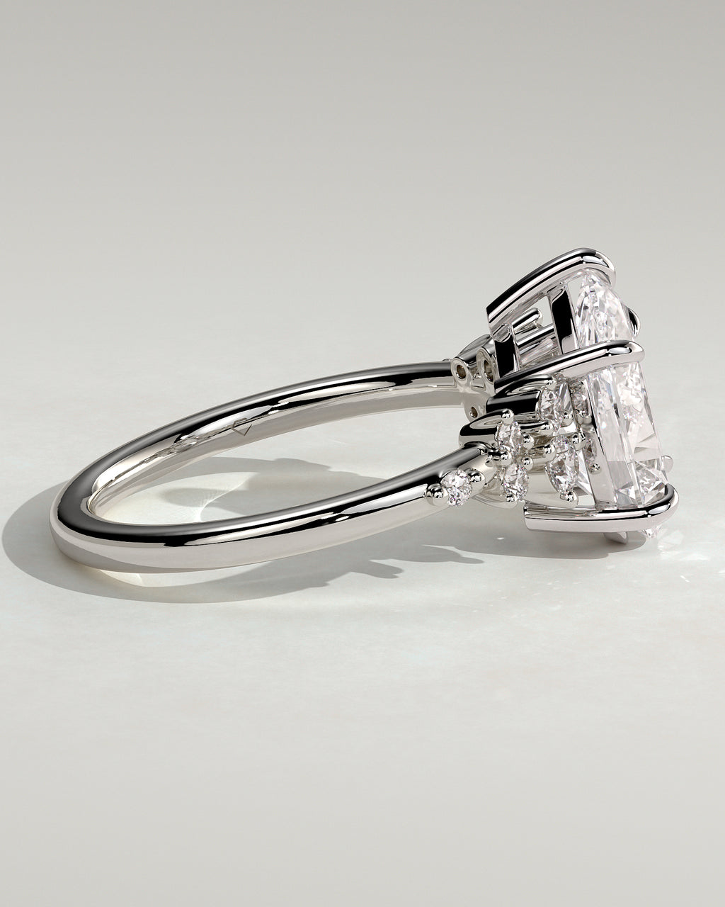 MET 0131 - 2 ct center stone - 18k White Gold source reference - setting detail view