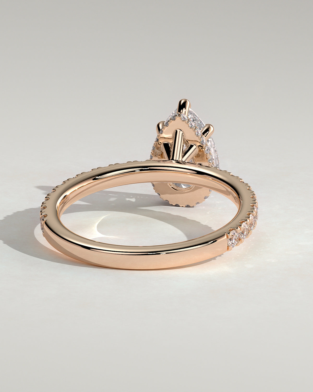 MET 0148 - 2 ct center stone - 18k Rose Gold source reference - setting detail view